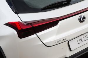 Lexus UX250h 2019 года  (ZA)